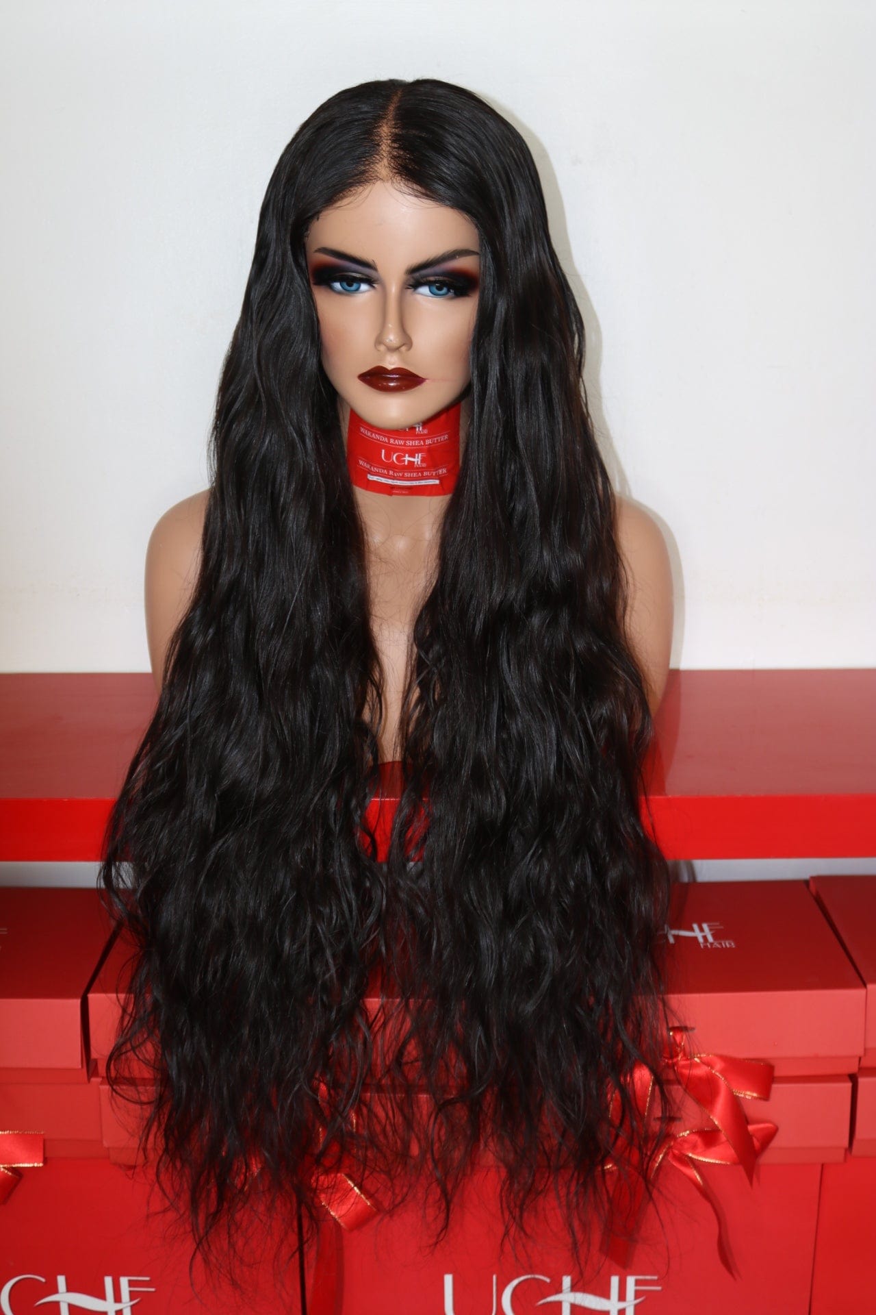 HAIR BUNDLES WITH CLOSURE