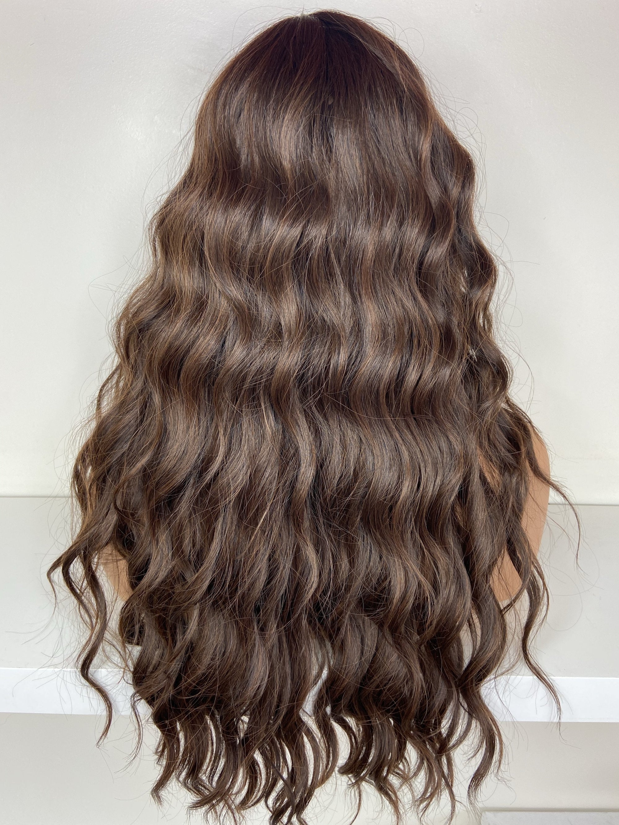 SMASH  WIG - QUA HAIR 